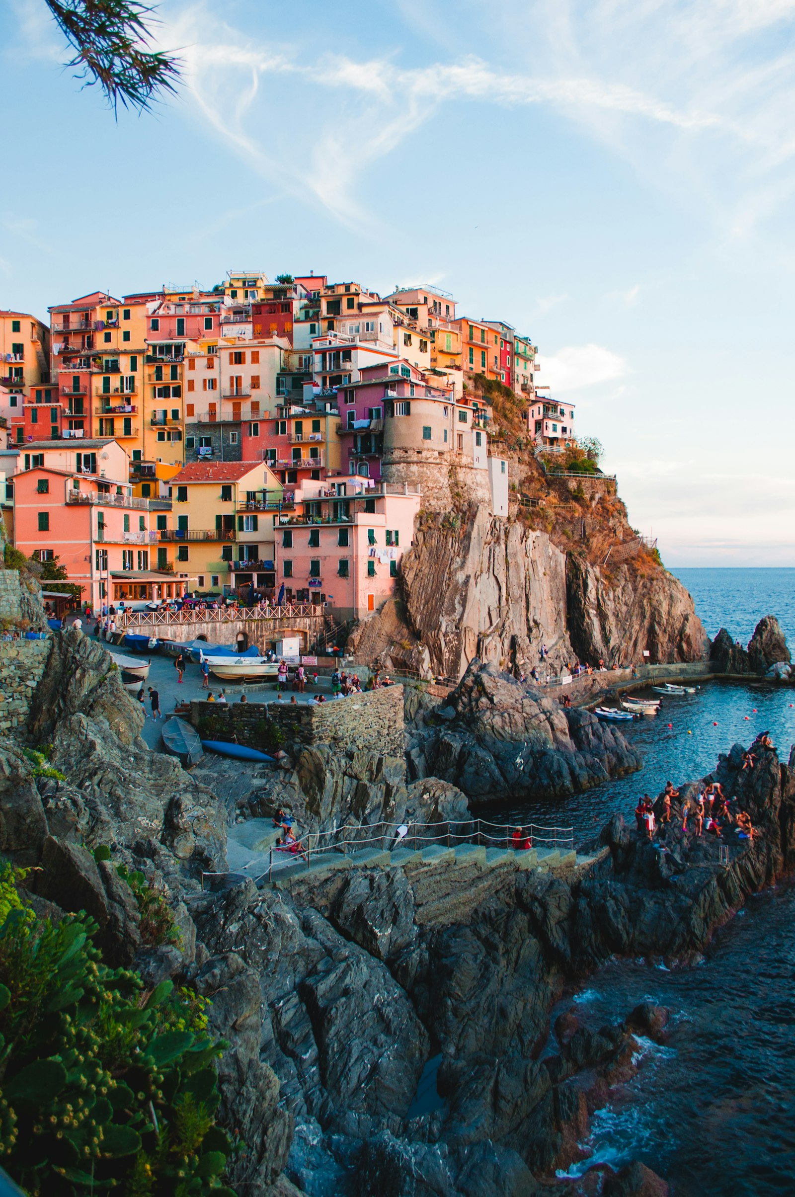 The cliffside village of Manarola in the Cinque Terre above the sea